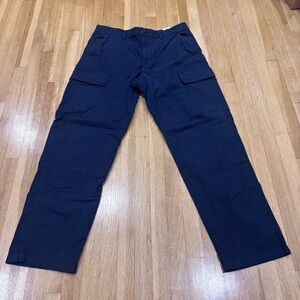 Uniqlo Men's Dark Gray Cargo Pants